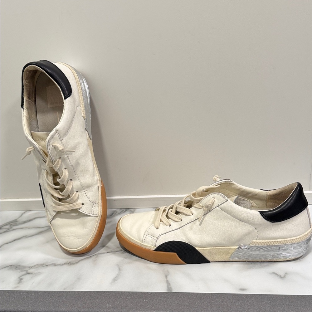Dolce Vita Zina women’s Sneakers in White/Black size 8.5
